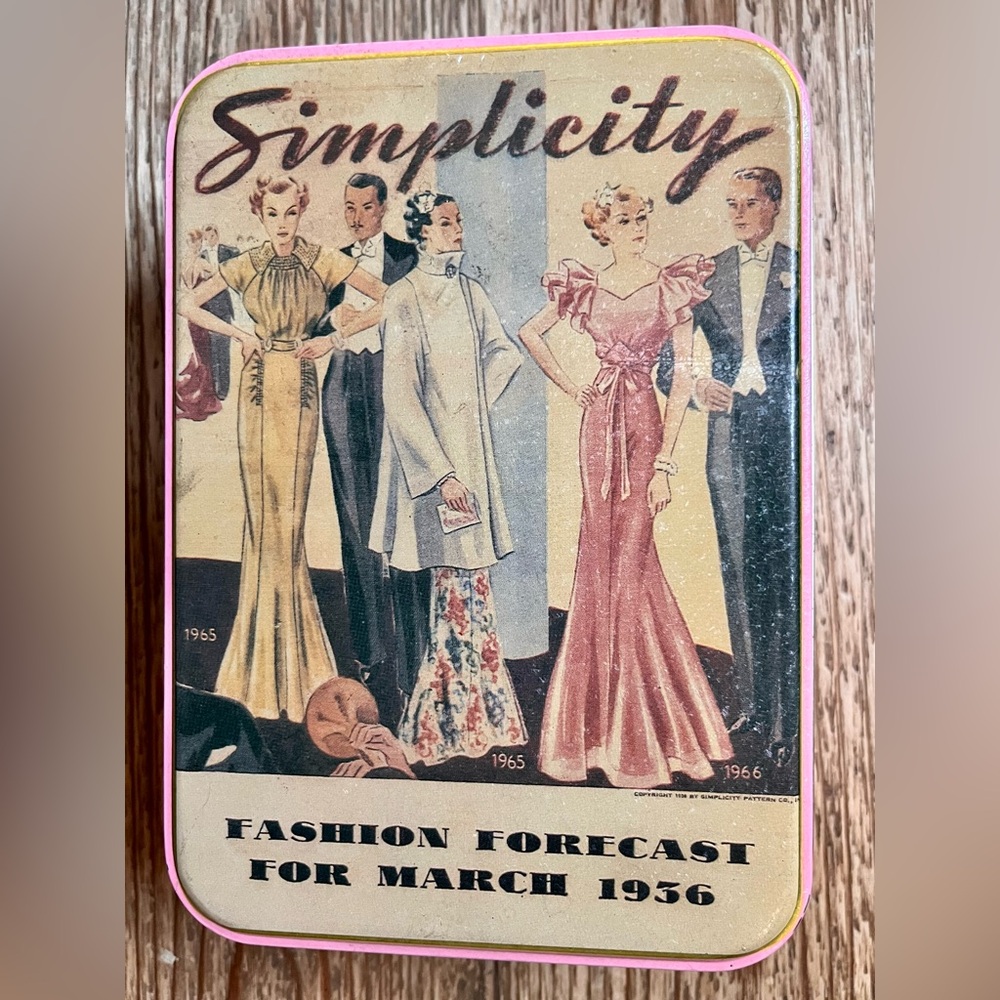 Vintage Simplicity Pattern Fashion Forecast 1936 collectible tin by Bristolware